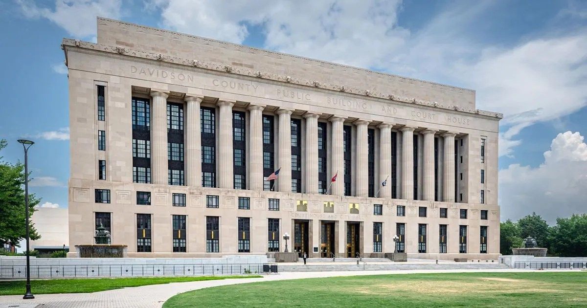 A Rare, Breezy Council Meeting